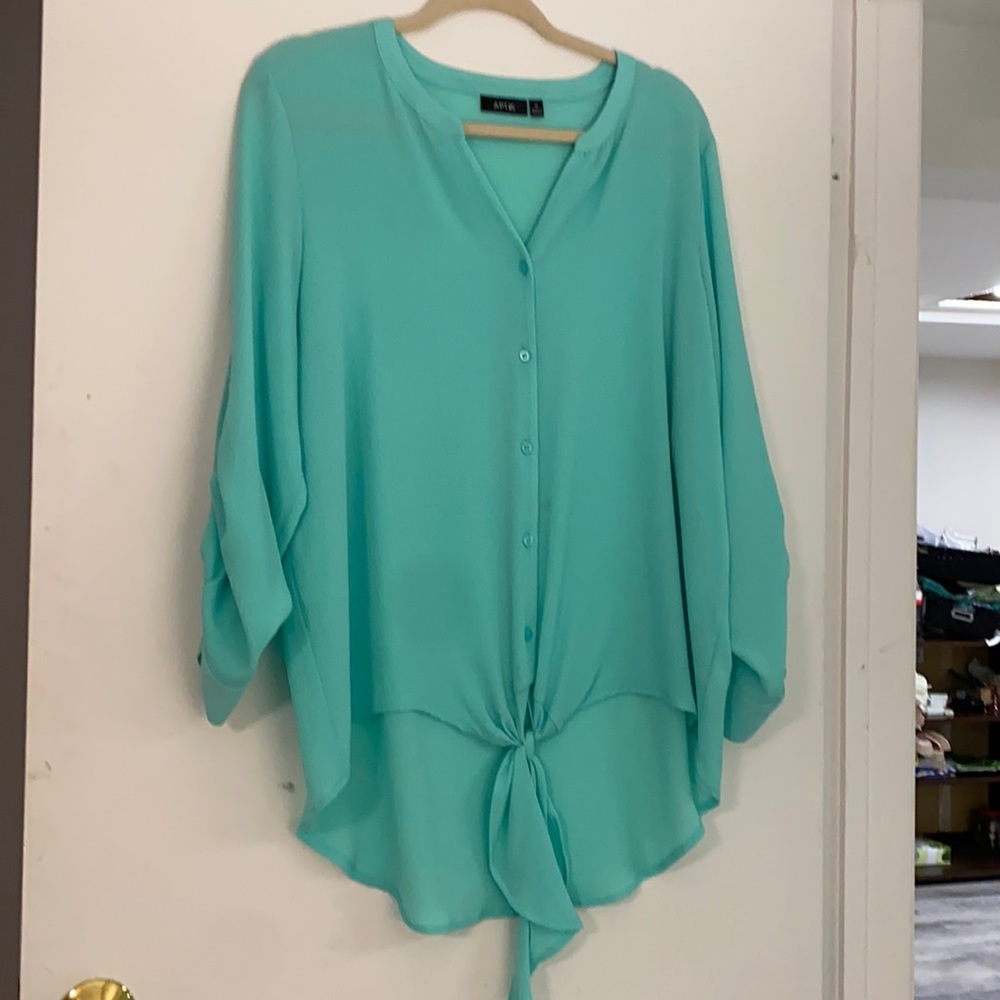 Green Flowy  apartment nine blouse only worn once pristine condition